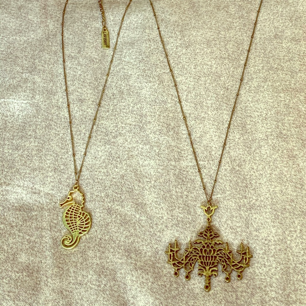 Two Lavishly pendant antique gold necklaces
